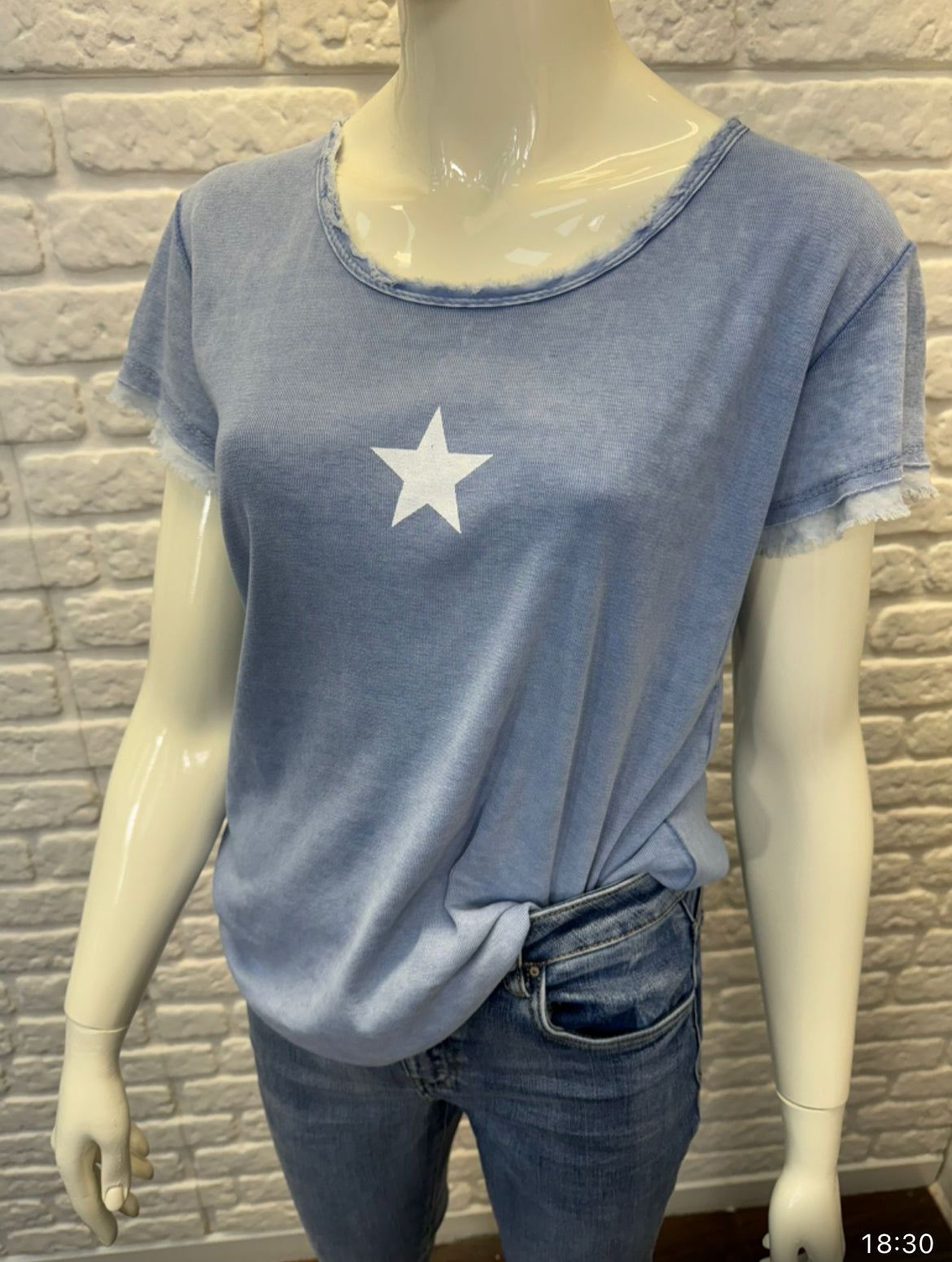 Vintage Wash Star Tee