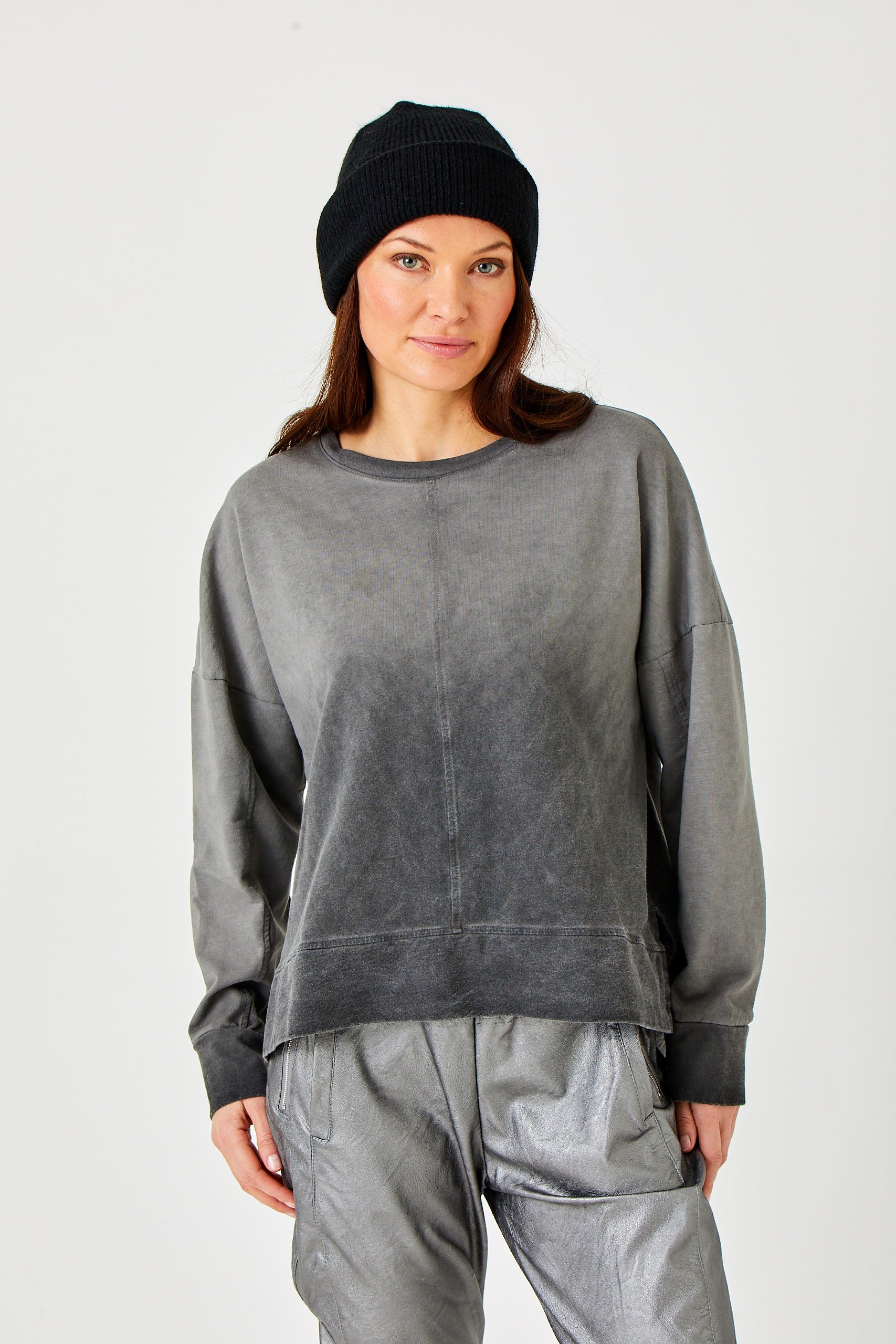 Distressed Wash Sweatshirt