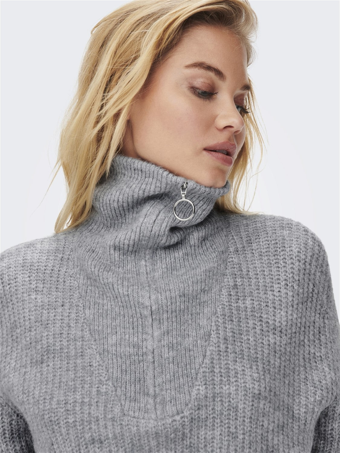 Knitted Long Sleeve Zip Pullover